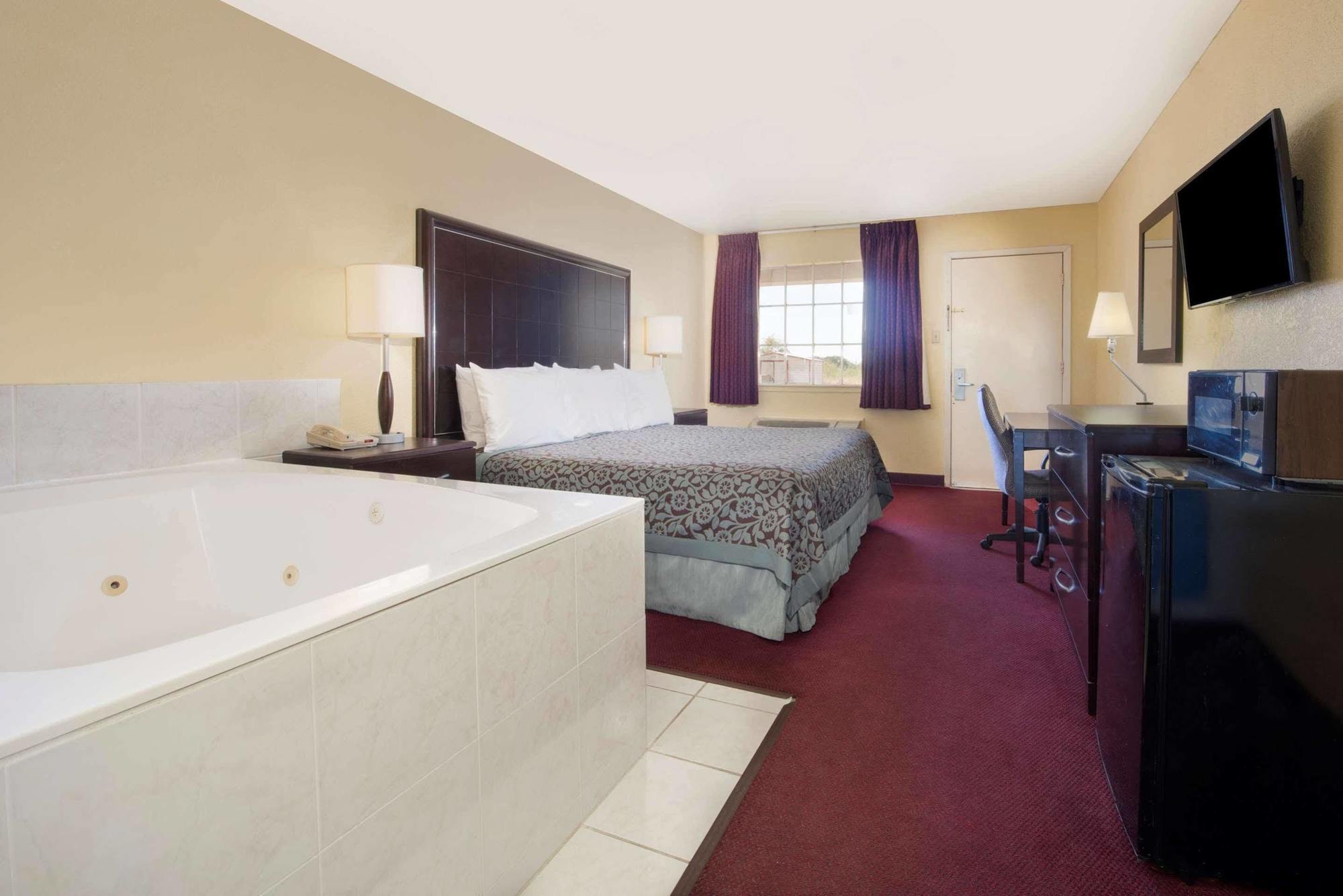 Days Inn By Wyndham Eastland Luaran gambar