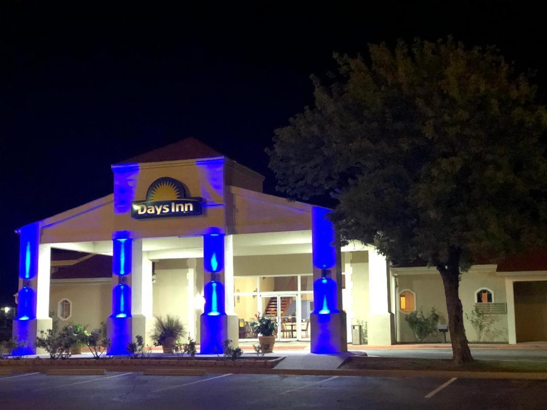 Days Inn By Wyndham Eastland Luaran gambar