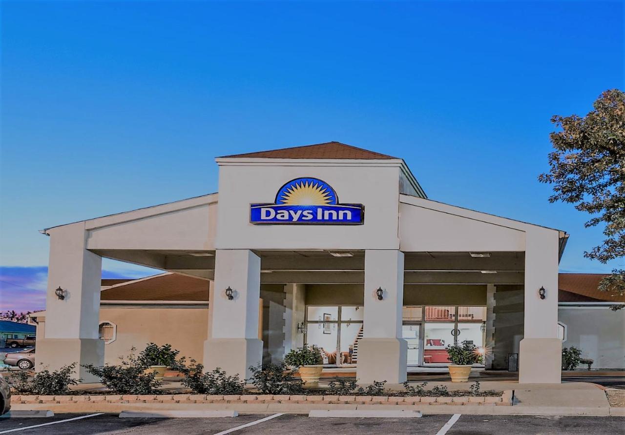 Days Inn By Wyndham Eastland Luaran gambar