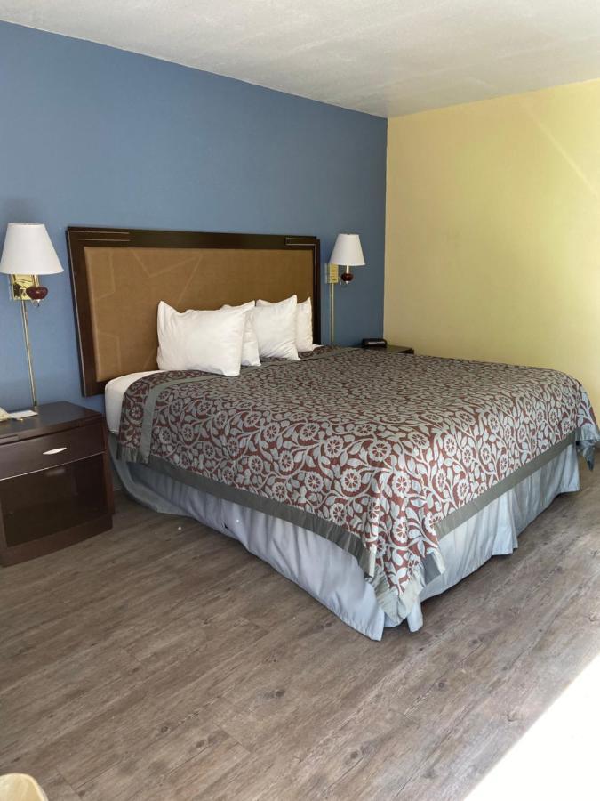 Days Inn By Wyndham Eastland Luaran gambar